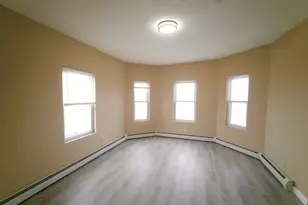 25 Oakland Ave, Everett, MA 02149 - Photo 5