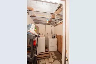 26 Vinson St, Worcester, MA 01605 - Photo 23