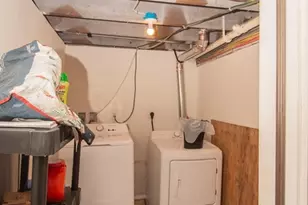 26 Vinson St, Worcester, MA 01605 - Photo 23