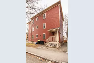 26 Vinson St, Worcester, MA 01605 - Photo 5