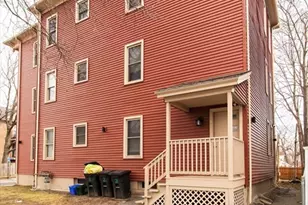 26 Vinson St, Worcester, MA 01605 - Photo 5