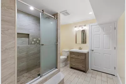 38 Courtyard Pl #38, Lexington, MA 02420 - Photo 21