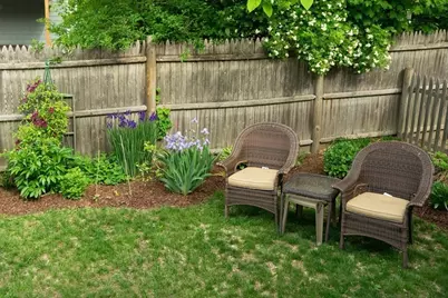 21 Vincent #21, Belmont, MA 02478 - Photo 3