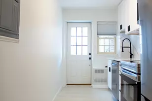 33 Hammond Pond Pkwy, Newton, MA 02467 - Photo 1