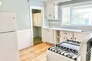 47 Windsor, Medford, MA 02155 - Photo 3