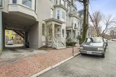 26 Bigelow St #A, Cambridge, MA 02139 - Photo 19