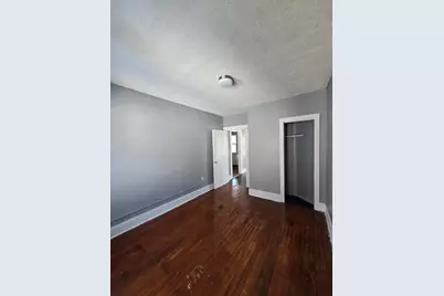 21 Chapel St #2, Springfield, MA 01109 - Photo 9