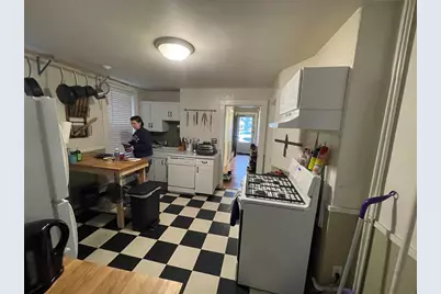 375 Highland Ave #1, Somerville, MA 02144 - Photo 17