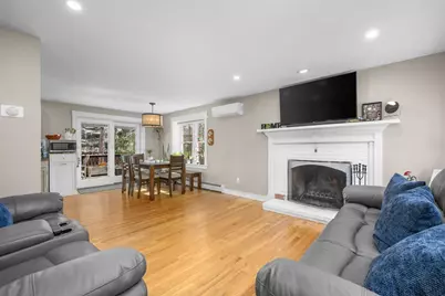 172 Skunknet Rd, Barnstable, MA 02632 - Photo 3