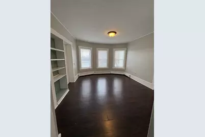 131 Fifth St #3R, Leominster, MA 01453 - Photo 3