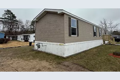 2900 Cranberry Hwy #42, Wareham, MA 02538 - Photo 3