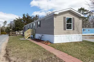 2900 Cranberry Hwy, Wareham, MA 02538 - Photo 3