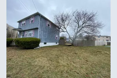 113 Grover St, Everett, MA 02149 - Photo 3