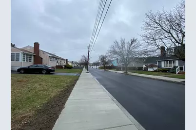 113 Grover St, Everett, MA 02149 - Photo 5