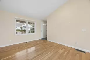 9 Bryant Ln, Northborough, MA 01532 - Photo 3