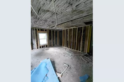 247 Pecks Rd, Pittsfield, MA 01201 - Photo 5