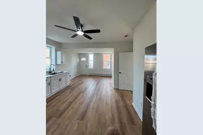 192 Chestnut St, Holyoke, MA 01040 - Photo 5