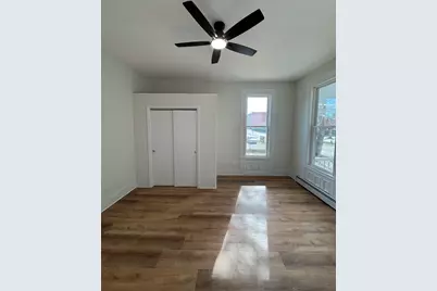 192 Chestnut St, Holyoke, MA 01040 - Photo 13