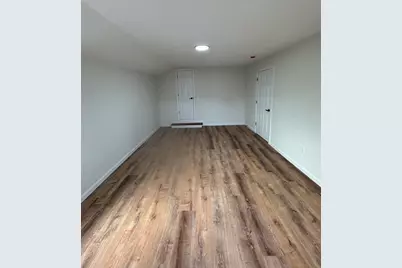 192 Chestnut St, Holyoke, MA 01040 - Photo 37