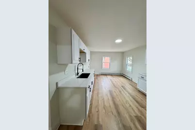 192 Chestnut St, Holyoke, MA 01040 - Photo 21