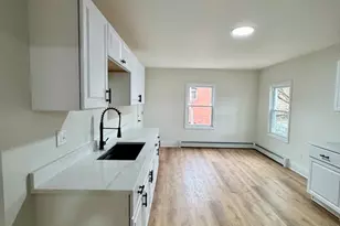 192 Chestnut St, Holyoke, MA 01040 - Photo 21