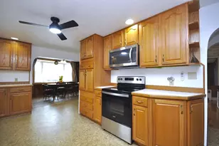 463 W Union St, East Bridgewater, MA 02333 - Photo 7