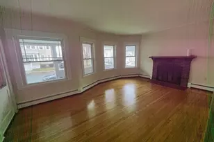 190 Maplewood St, Watertown, MA 02472 - Photo 3