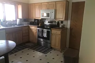 190 Maplewood St, Watertown, MA 02472 - Photo 5