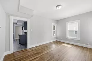 21-23 Continental St, Springfield, MA 01108 - Photo 11