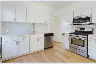 428 Main St #3, Medford, MA 02155 - Photo 1