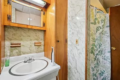 53 Newtown Street, Fitchburg, MA 01420 - Photo 15