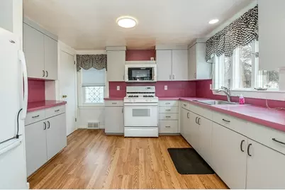 18 Howie Rd, Braintree, MA 02184 - Photo 11