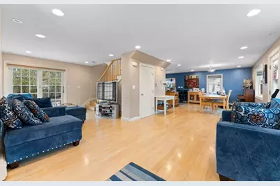 11 Lawson Ave, Revere, MA 02151 - Photo 3