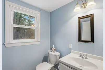 35 Brooks St, Upton, MA 01568 - Photo 15