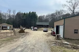 22 Carpenter Rd, Dudley, MA 01570 - Photo 17