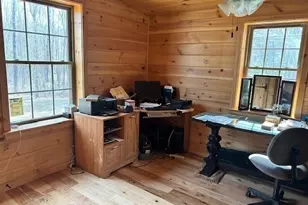 22 Carpenter Rd, Dudley, MA 01570 - Photo 9