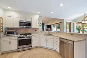 21 Thompson Pond Rd, Spencer, MA 01562 - Photo 9