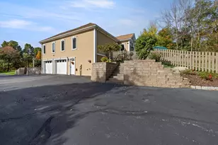 21 Thompson Pond Rd, Spencer, MA 01562 - Photo 41