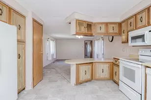 103 Peter St, Raynham, MA 02767 - Photo 17