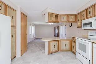 103 Peter St, Raynham, MA 02767 - Photo 19