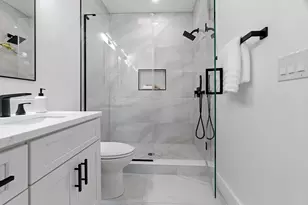 73 Romsey St, Boston, MA 02125 - Photo 19