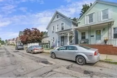 135 Arnold St, New Bedford, MA 02740 - Photo 5