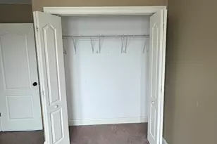 34 Johnson St, Worcester, MA 01604 - Photo 11