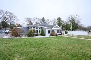 19 Hawthorne St, Rockland, MA 02370 - Photo 31