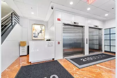 210 South Street #4-4, Boston, MA 02111 - Photo 17