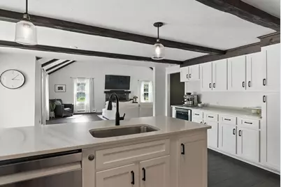 351 Farm Rd, Marlborough, MA 01752 - Photo 15