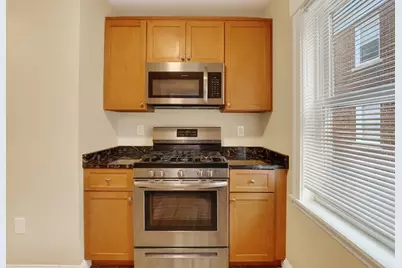 25 Main St #Apt 3, Somerville, MA 02145 - Photo 17