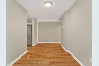 25 Main St #Apt 3, Somerville, MA 02145 - Photo 9