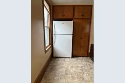 211 Colombia St #2, Fall River, MA 02721 - Photo 3