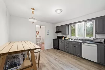 228 Aubinwood Rd, Amherst, MA 01002 - Photo 7